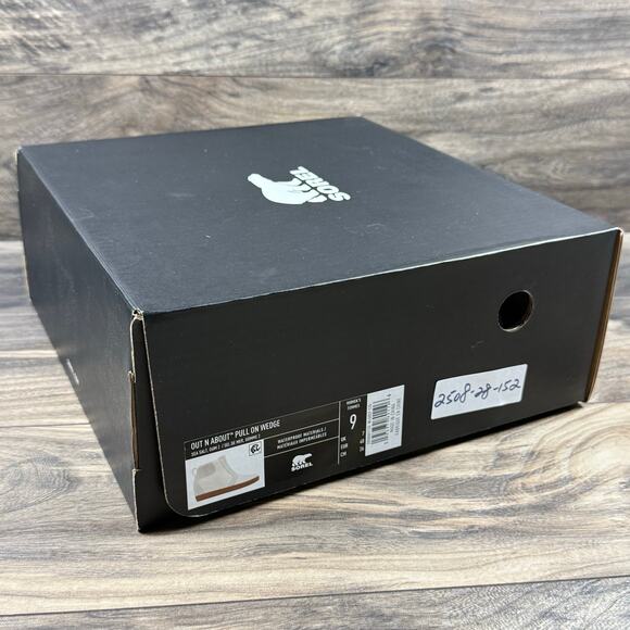 NIB Sorel Out N About Pull On Leather Wedge Sneaker Bootie 9 Sea Salt/Gum 2 - Picture 10 of 11